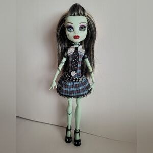 Monster High Frankie Stein Signature Doll 2014 Mattel Dolls